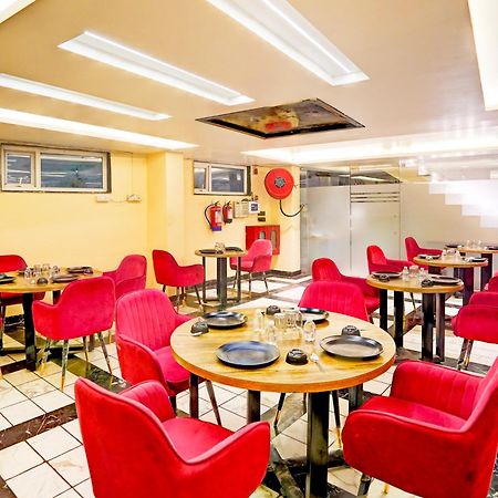 Staybook Hotel Atlanta New Delhi Train Station エクステリア 写真