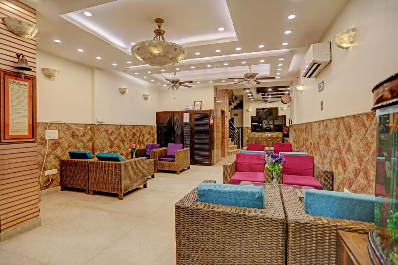 Staybook Hotel Atlanta New Delhi Train Station エクステリア 写真